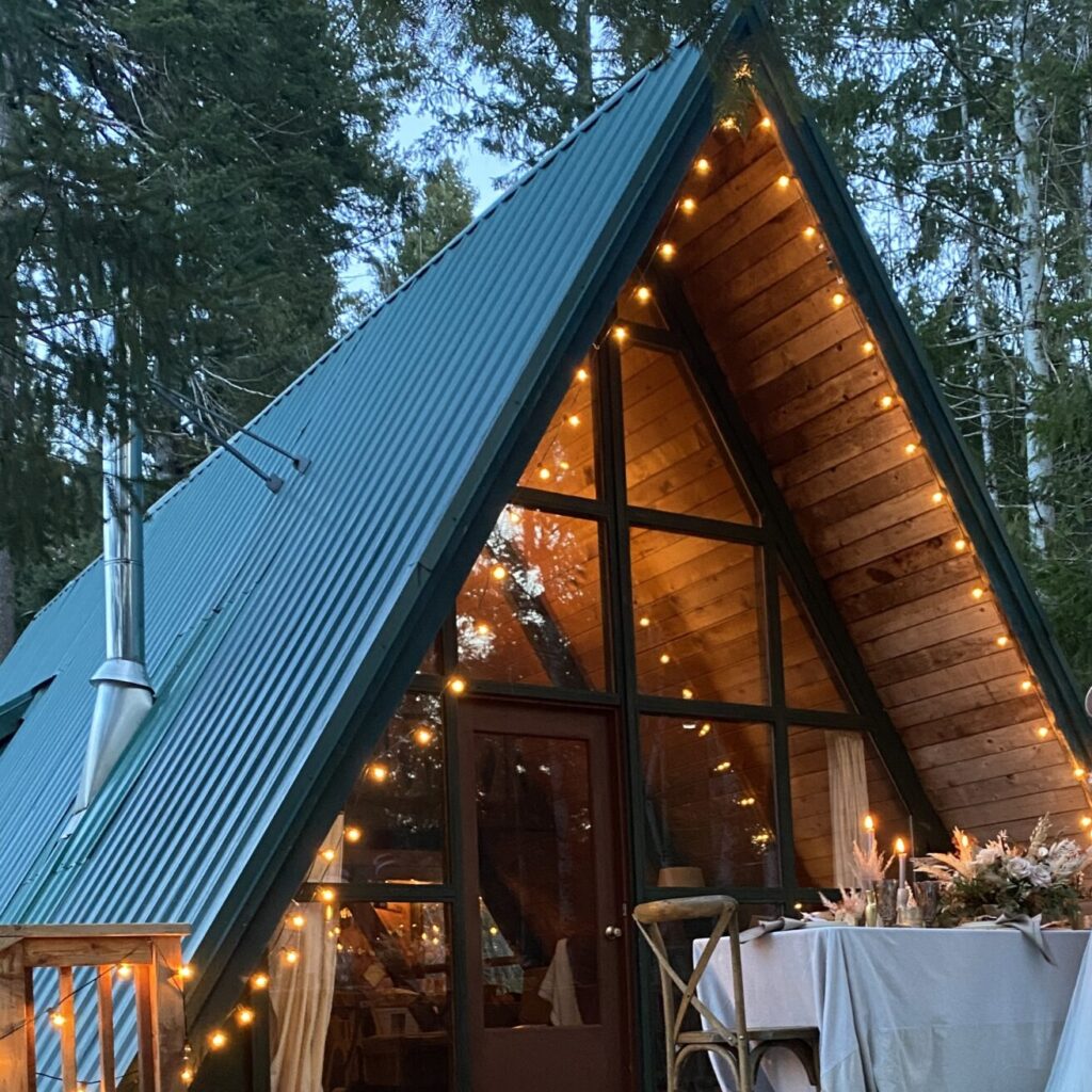 A cabin in Packwood Washington.